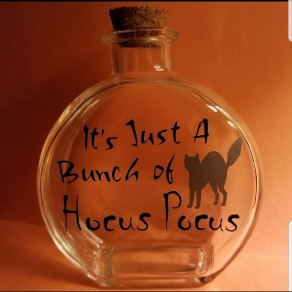 Hocus Pocus Mini Clear Cork Bottle - Picture 1 of 3
